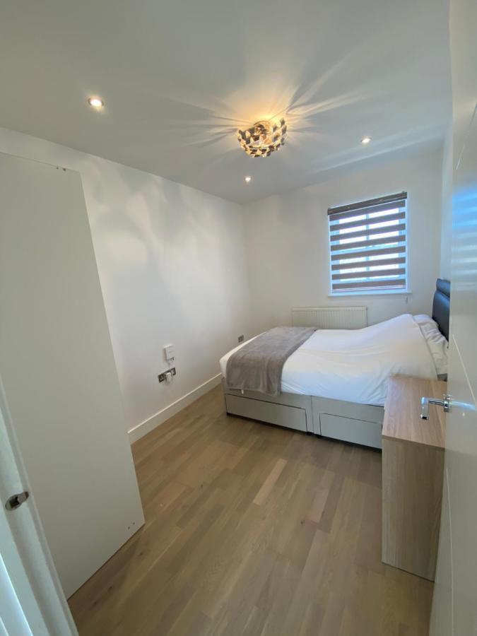 Apartment No 8 - Stay In Style In The Heart Of The Cathedral City. Truro Exterior photo